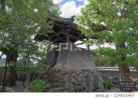 奈良 飛鳥寺の鐘楼 124625467