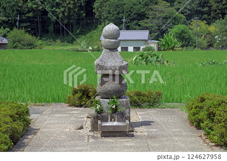 奈良 明日香村 蘇我入鹿首塚 124627958