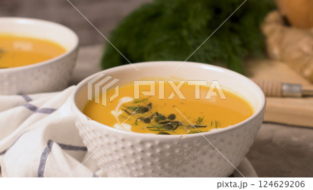 Homemade pumpkin soup 124629206