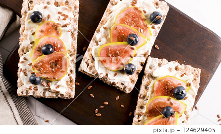 Multigrain crispread appetizer Multigrain crispread appetizer 124629405