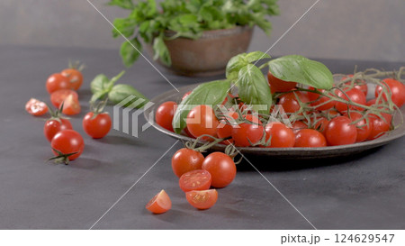 Small red cherry tomatoes 124629547