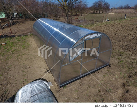 Polycarbonate greenhouse assembled from parts, prefabricated greenhouse 124632455