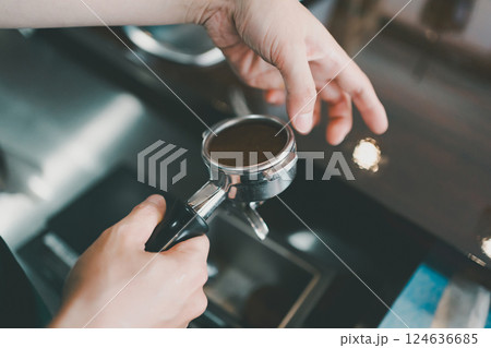 coffee shop coffee shop 124636685