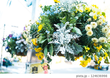 ハンギングバスケット　花かご 124636998