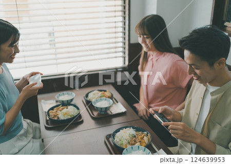 coffee shop coffee shop 124639953