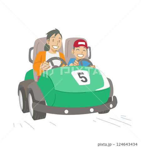 ゴーカートに乗った母親と子供 124643434