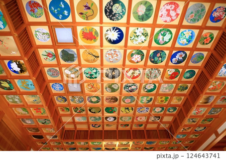 明日香村　橘寺　往生院の天井画 124643741