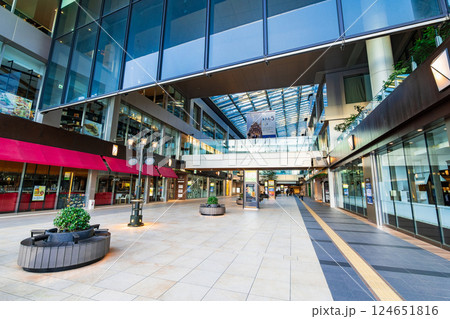仙台駅　杜の陽だまりガレリア（東西自由通路） 124651816