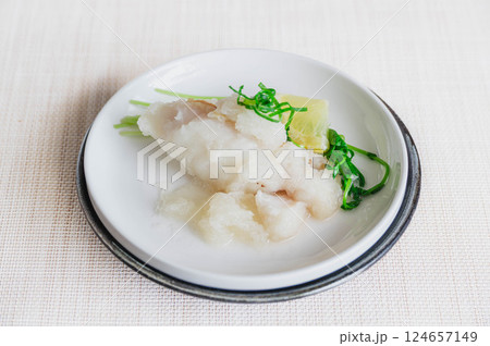 タラのみぞれ煮 124657149