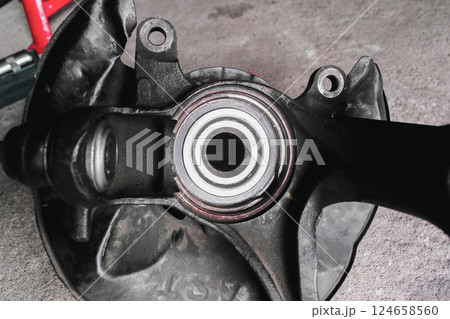 Bearing on car wheel hub 124658560