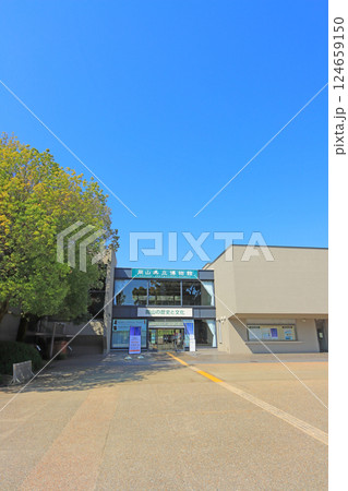 岡山県岡山市、岡山県立博物館の風景 岡山県岡山市、岡山県立博物館の風景 124659150