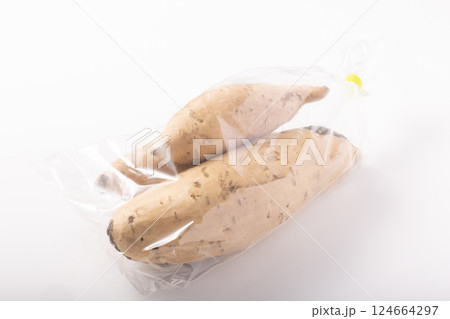 ［茨城県産］むらさき芋　さつまいも（無農薬） 124664297