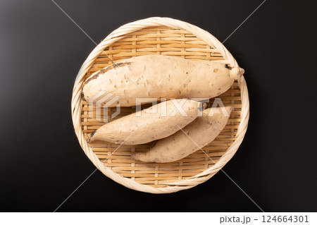 ［茨城県産］むらさき芋　さつまいも（無農薬） 124664301