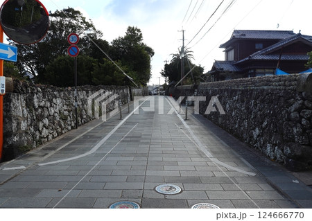 福江城(石田城)の武家屋敷通りの風景(長崎県福江島) 福江城(石田城)の武家屋敷通りの風景(長崎県福江島) 124666770