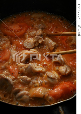 チキントマト 124667904