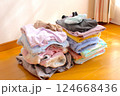 畳んだ洗濯物 124668436