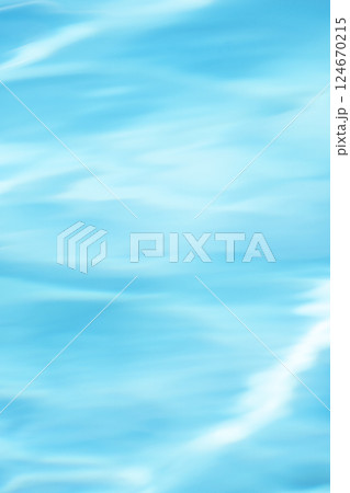 キラキラ水面 夏色のイメージ キラキラ水面 夏色のイメージ 124670215