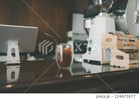 coffee shop coffee shop 124671677