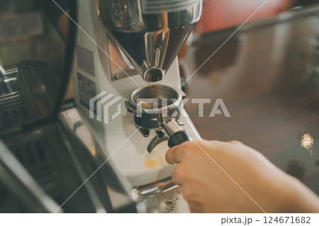 coffee shop coffee shop 124671682