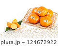 福岡県産　博多秋王　種無し完全甘柿 124672922