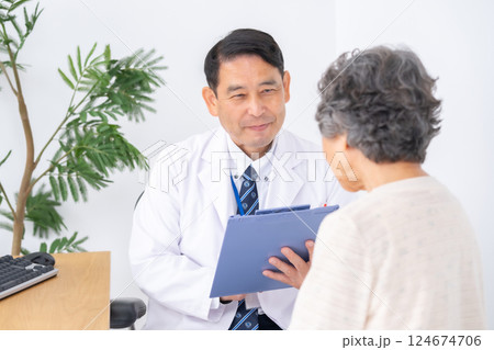 医療 診察 対面 医療 診察 対面 124674706