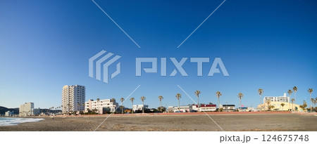 鴨川市の海岸 鴨川市の海岸 124675748