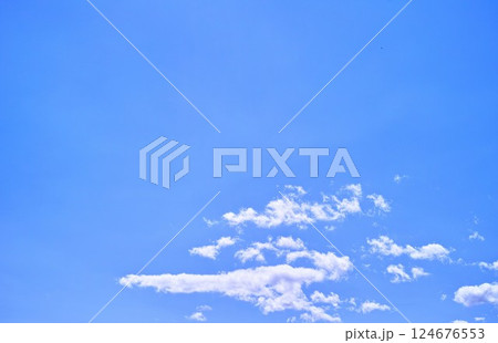 青空と雲イメージ 124676553