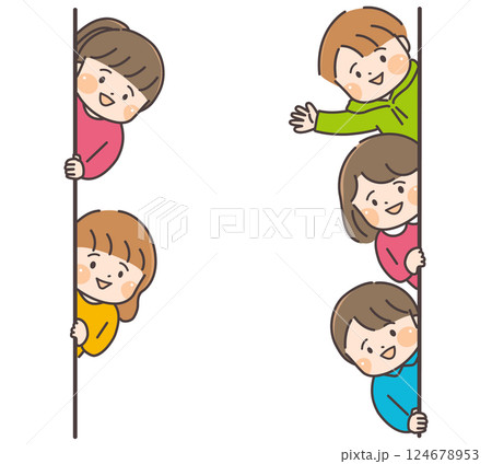 横からひょっこり顔を出す五人の子どもたち 124678953