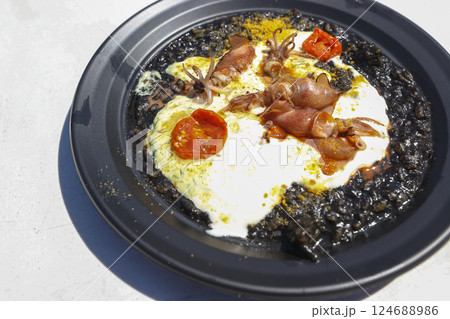 【大鍋】パエリア・イカ墨料理 【大鍋】パエリア・イカ墨料理 124688986