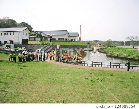 北上展勝地の北上川舟下り乗り場（岩手県北上市） 124689554