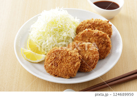 美味しい牛肉とじゃがいものコロッケ 124689950