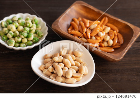 豆菓子 124691470