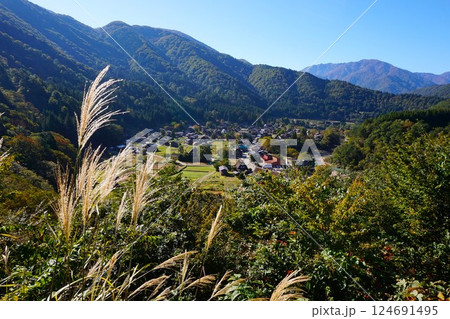 萩町合掌造り集落　白川郷　茅葺　荻町城跡　展望台　展望台遊歩道 124691495