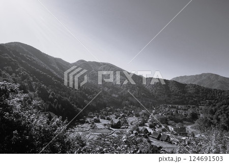 萩町合掌造り集落　白川郷　茅葺　荻町城跡　展望台　展望台遊歩道 124691503