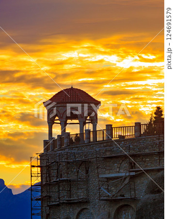 Sunset over Varlaam monastery in Meteora, Greece 124691579