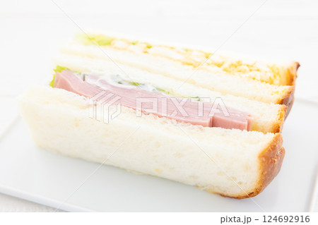 おいしいミックスサンド 124692916
