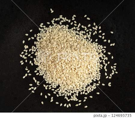 Sesame seeds, white small benne grains, Sesamum indicum fruits 124693735
