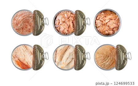 Canned Tuna Isolated, Albacore Fish Chunks in Open Tin Can, Tuna Oil Preserve, Seafood Conserve 124699533
