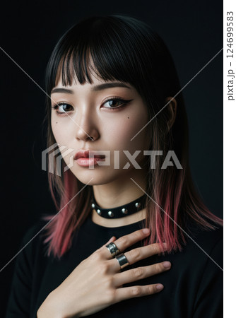 ダークでスタイリッシュな雰囲気をまとう女性のポートレート（AI生成画像） 124699583