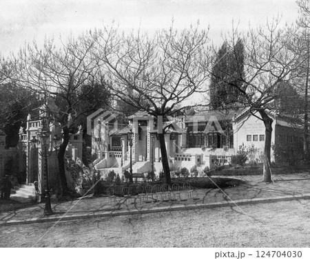 1900年　パリ万博　インドシナのパビリオン 124704030