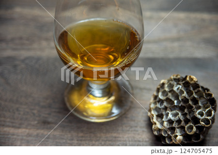 太古の酒　はちみつの酒ミード 124705475