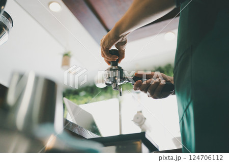coffee shop coffee shop 124706112