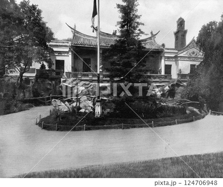 1900年　パリ万博　会場風景 124706948