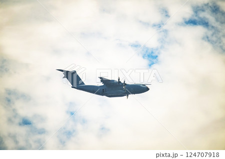 France Airplane transport Airbus A400M Atlas, military transport aircraft Europe NATO 124707918