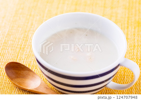 ジャガイモのポタージュスープ 124707948