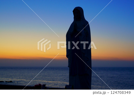 夕照のカトリック墓碑 夕照のカトリック墓碑 124708349