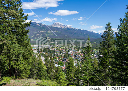 Summer overlook of Jasper Town nestled in the Canadian Rockies. Alberta, Canada. 124708377