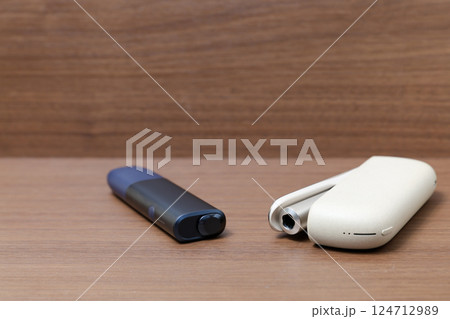 アイコス, たばこ, 喫煙, タバコ, 受動喫煙, 健康被害, ニコチン, タール, 健康, 嗜好品 アイコス, たばこ, 喫煙, タバコ, 受動喫煙, 健康被害, ニコチン, タール, 健康, 嗜好品 124712989