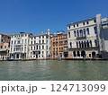 イタリア　ヴェネツィア　街並み 124713099