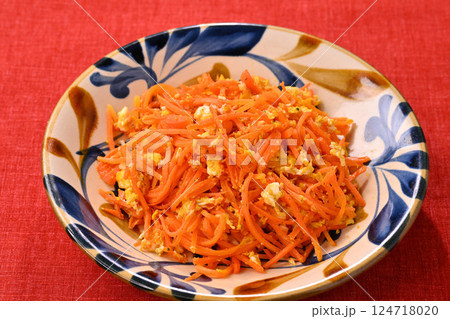 沖縄料理、にんじんしりしり、人参しりしり。 124718020